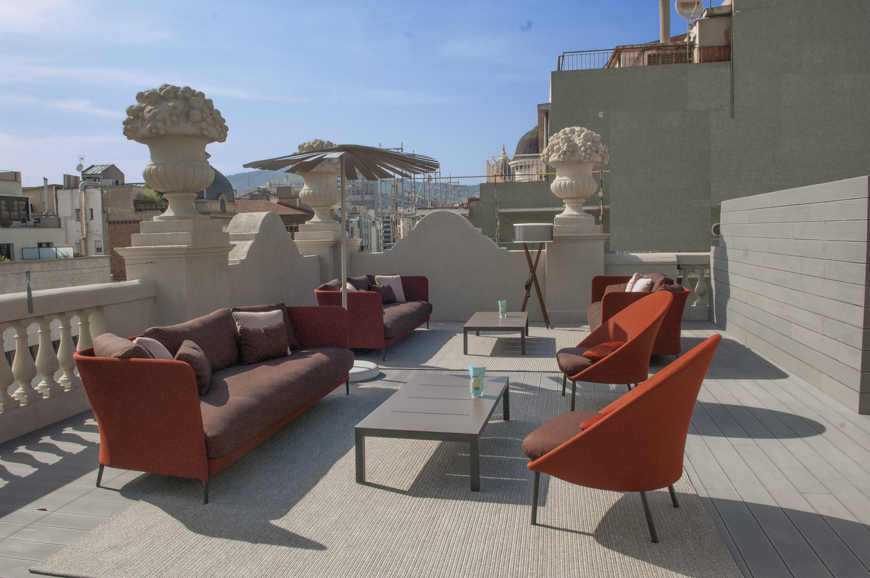 Casagrand Luxury Suites Барселона Экстерьер фото