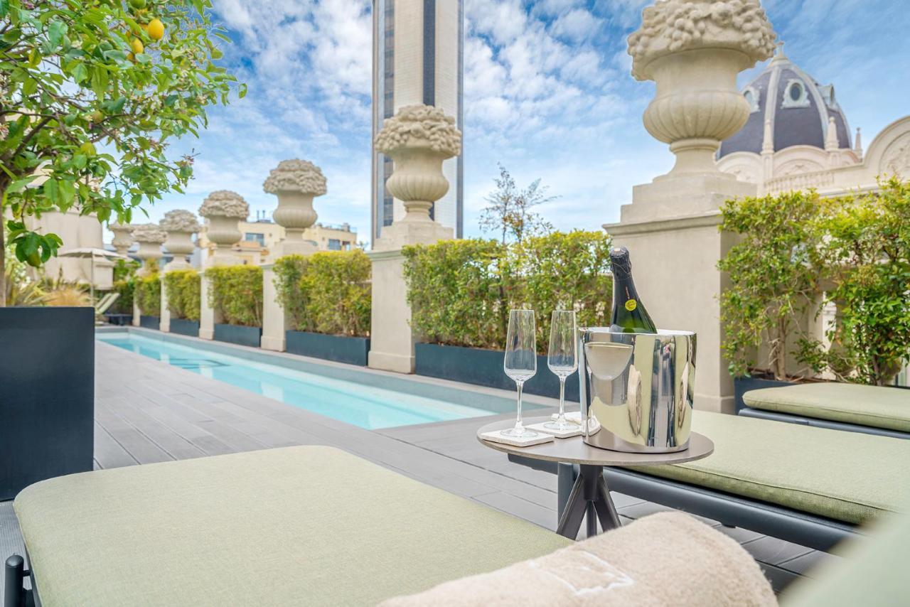 Casagrand Luxury Suites Барселона Экстерьер фото
