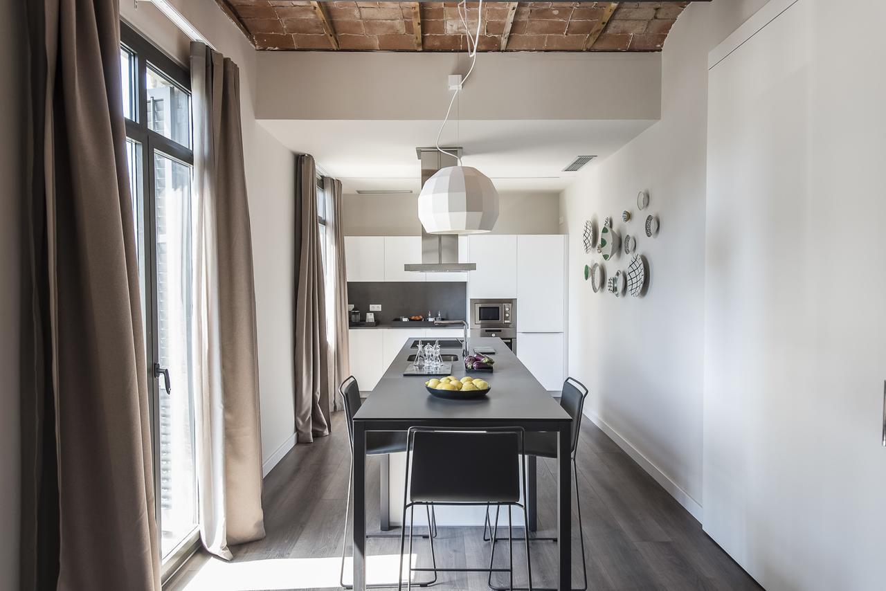 Casagrand Luxury Suites Барселона Экстерьер фото